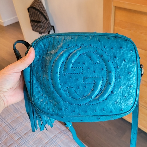 [SOLD] Gucci ostrich camera bag - Picture 2 of 6